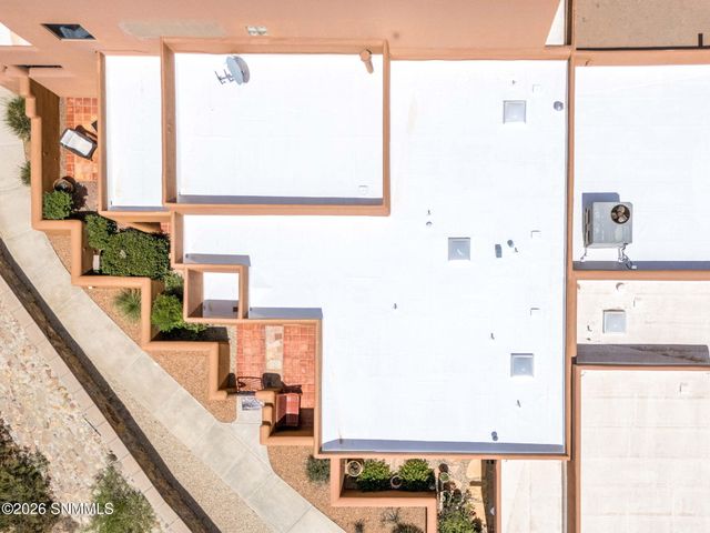 4261 Nambe Court, Las Cruces, NM 88011