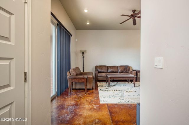 4261 Nambe Court, Las Cruces, NM 88011
