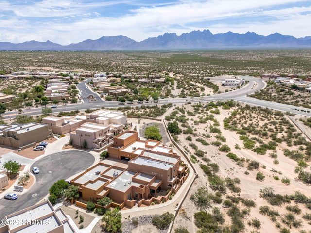 4261 Nambe Court, Las Cruces, NM 88011