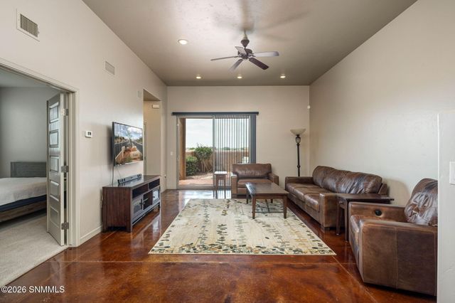4261 Nambe Court, Las Cruces, NM 88011