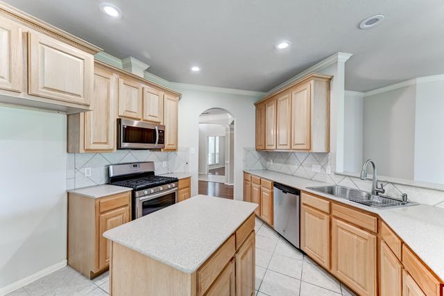 10103 Cottonwood Canyon Drive, Houston, TX 77095