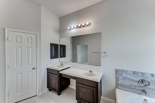 10103 Cottonwood Canyon Drive, Houston, TX 77095