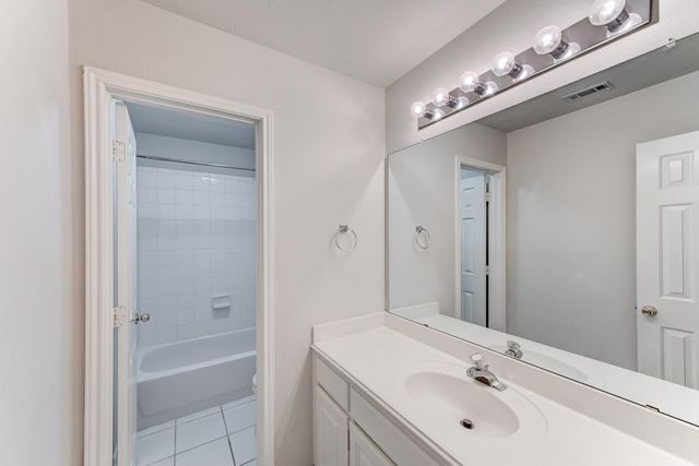 10103 Cottonwood Canyon Drive, Houston, TX 77095