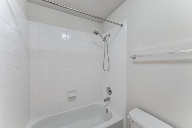 10103 Cottonwood Canyon Drive, Houston, TX 77095