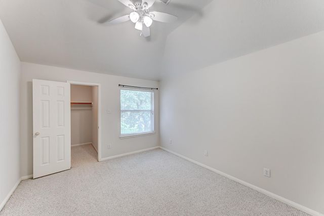 10103 Cottonwood Canyon Drive, Houston, TX 77095