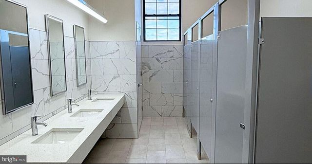 499 E ERIE AVE, Philadelphia, PA 19134