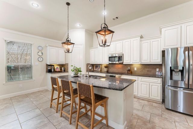 230 Hearthshire Circle, The Woodlands, TX 77354