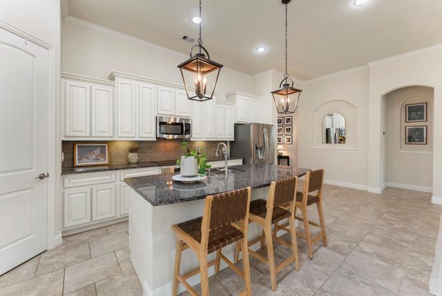 230 Hearthshire Circle, The Woodlands, TX 77354