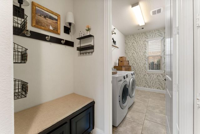 230 Hearthshire Circle, The Woodlands, TX 77354