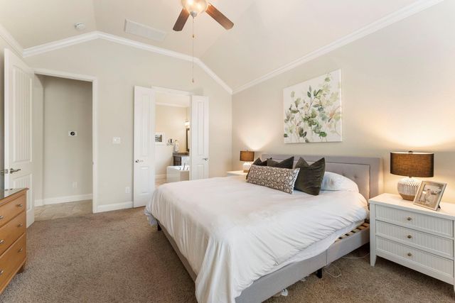 230 Hearthshire Circle, The Woodlands, TX 77354