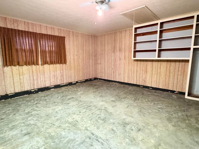 2535 W Farm Road 112, Springfield, MO 65803