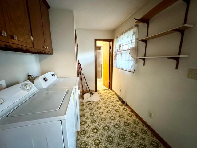 2535 W Farm Road 112, Springfield, MO 65803