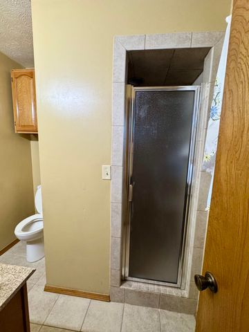 2535 W Farm Road 112, Springfield, MO 65803