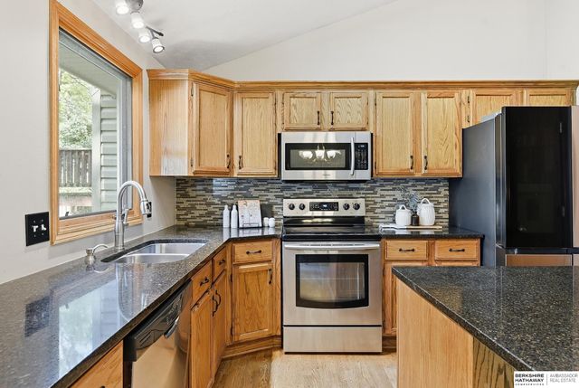 14019 S 32 Avenue, Bellevue, NE 68123