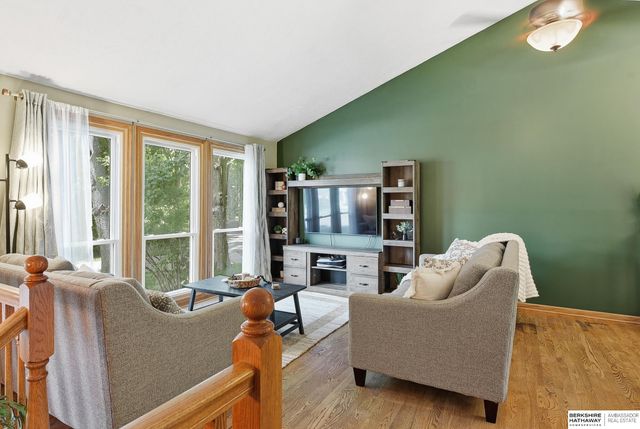 14019 S 32 Avenue, Bellevue, NE 68123