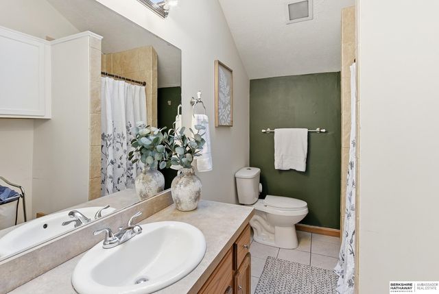 14019 S 32 Avenue, Bellevue, NE 68123