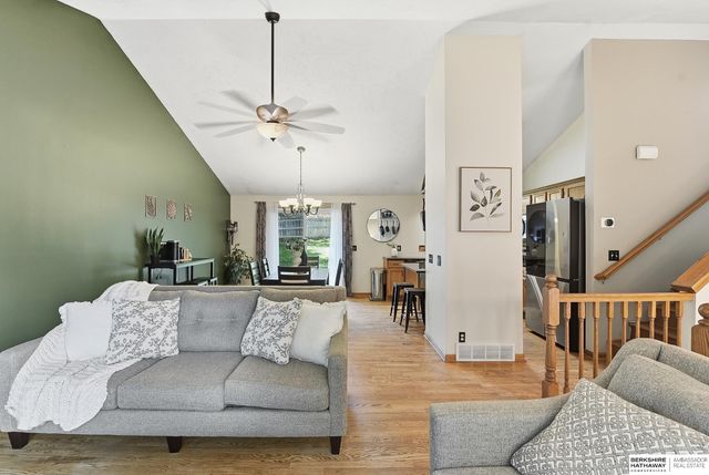 14019 S 32 Avenue, Bellevue, NE 68123