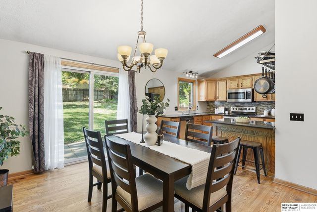 14019 S 32 Avenue, Bellevue, NE 68123