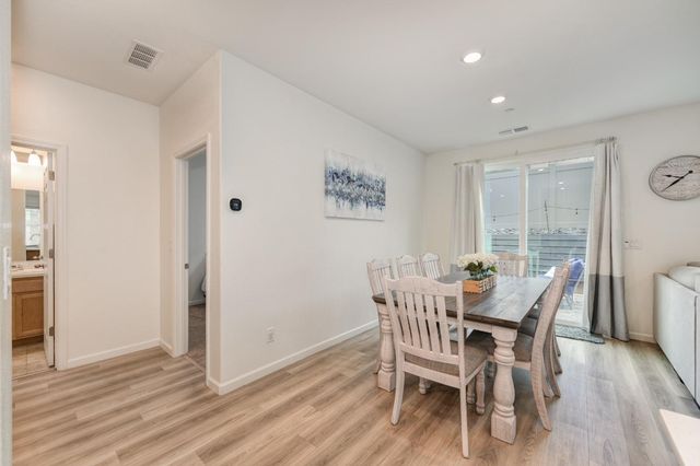 6182 Barris Ct, Citrus Heights, CA 95610