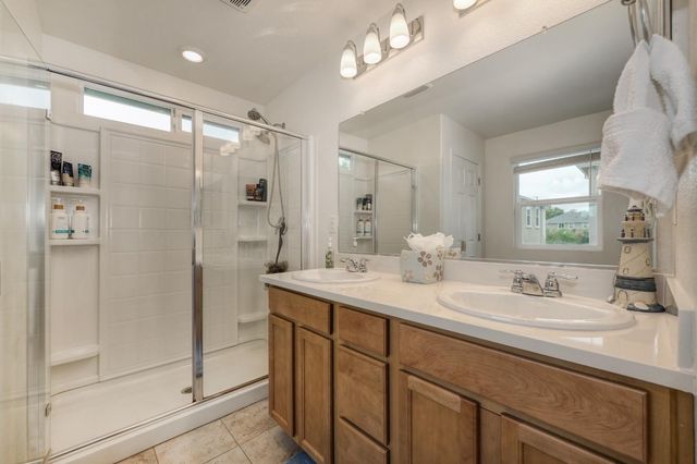 6182 Barris Ct, Citrus Heights, CA 95610