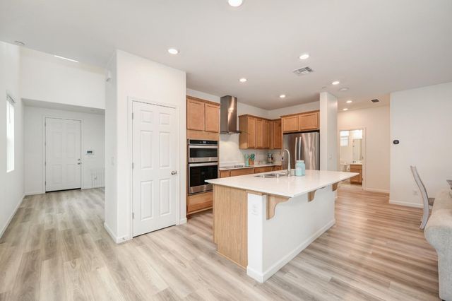 6182 Barris Ct, Citrus Heights, CA 95610