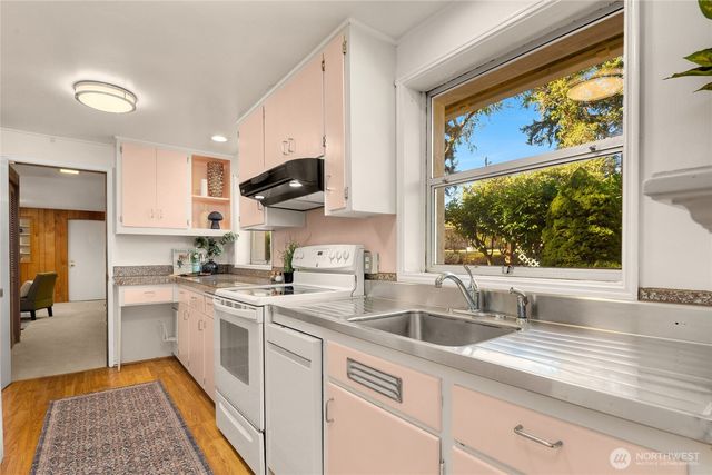 2108 NE 165th Street, Shoreline, WA 98155
