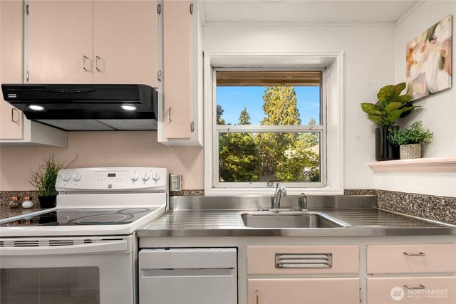 2108 NE 165th Street, Shoreline, WA 98155