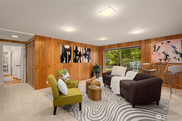 2108 NE 165th Street, Shoreline, WA 98155