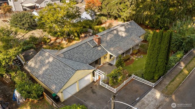 2108 NE 165th Street, Shoreline, WA 98155