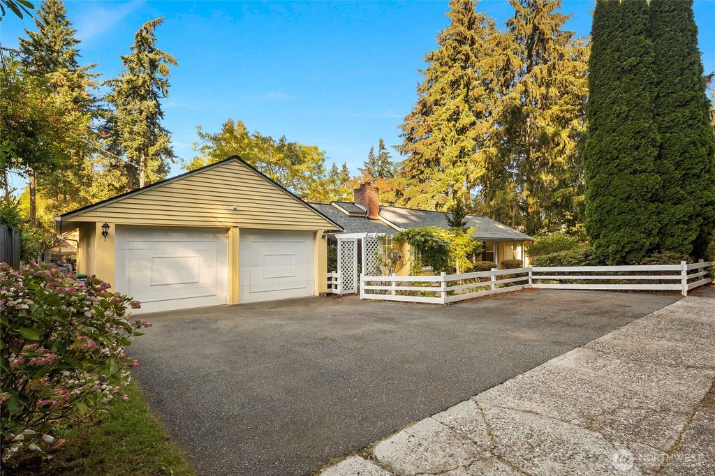 2108 NE 165th Street, Shoreline, WA 98155