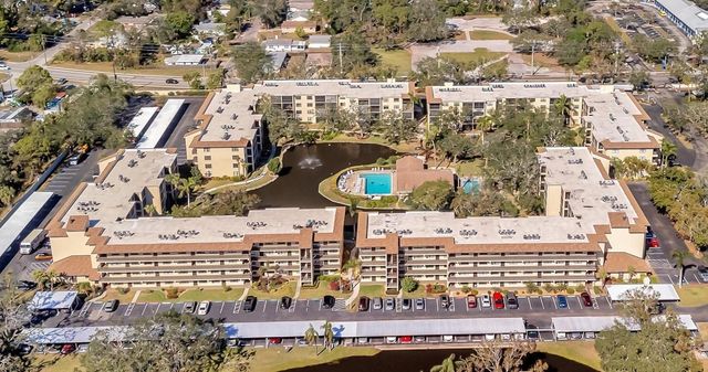 505 30TH AVENUE W E204, Bradenton, FL 34205