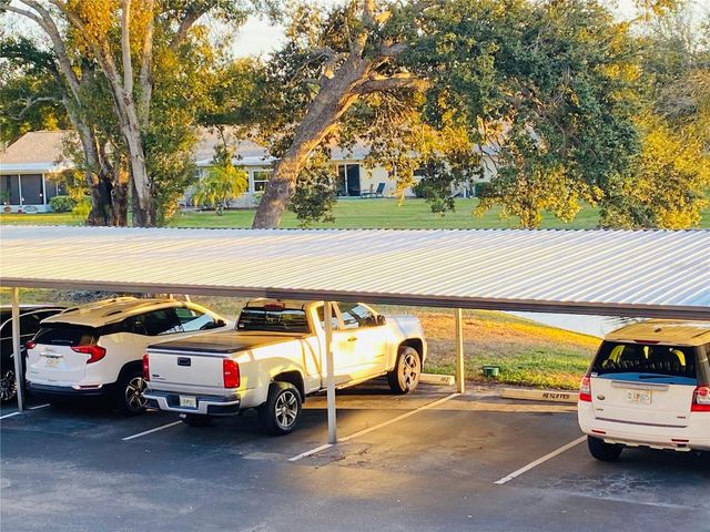 505 30TH AVENUE W E204, Bradenton, FL 34205