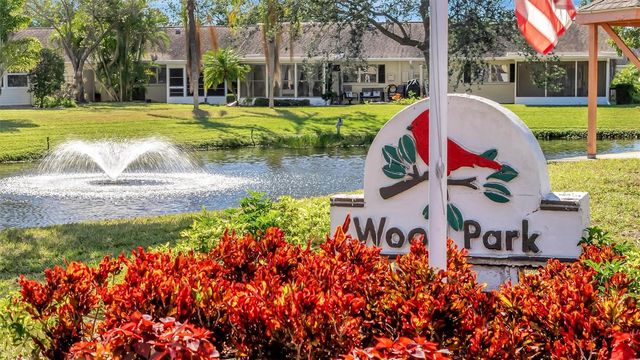 505 30TH AVENUE W E204, Bradenton, FL 34205