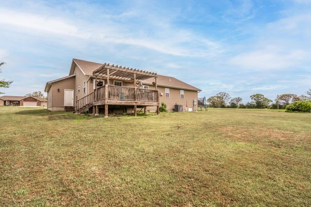 247 Montana Road, Taneyville, MO 65759