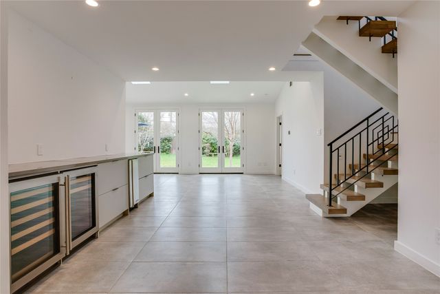 2045 Marydale Drive, Dallas, TX 75208