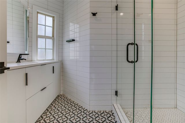 2045 Marydale Drive, Dallas, TX 75208