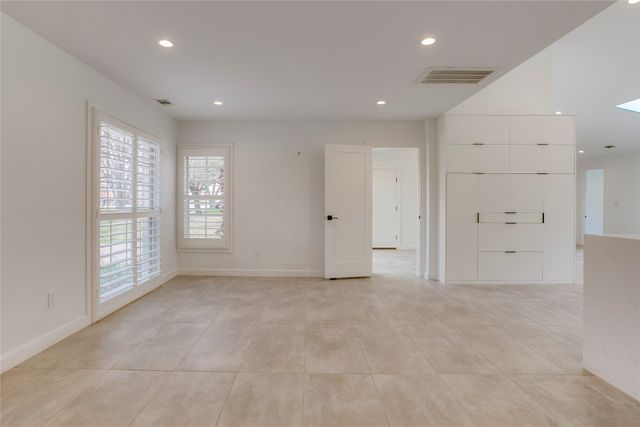 2045 Marydale Drive, Dallas, TX 75208