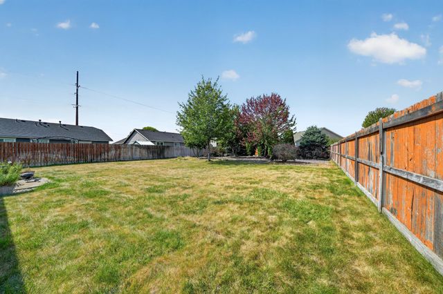 528 S Campbell St, Airway Heights, WA 99001