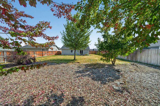 528 S Campbell St, Airway Heights, WA 99001