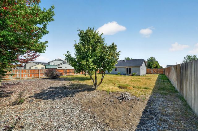 528 S Campbell St, Airway Heights, WA 99001