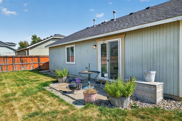 528 S Campbell St, Airway Heights, WA 99001