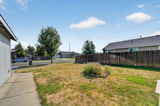 528 S Campbell St, Airway Heights, WA 99001