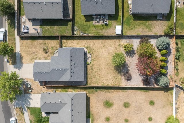 528 S Campbell St, Airway Heights, WA 99001