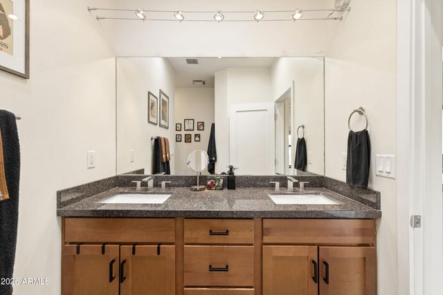 1300 W 5TH Street 1007, Tempe, AZ 85281