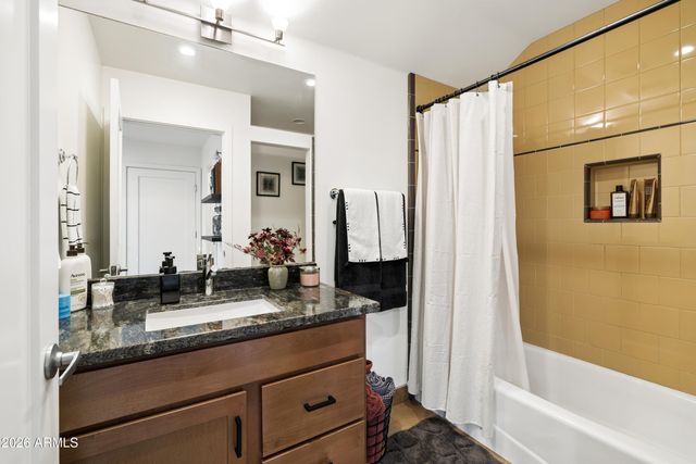 1300 W 5TH Street 1007, Tempe, AZ 85281