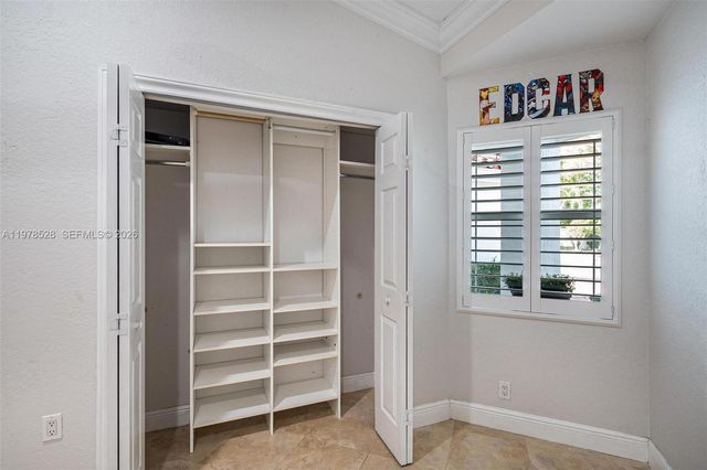 15327 SW 55th Ter, Miami, FL 33185