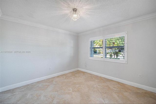 15327 SW 55th Ter, Miami, FL 33185