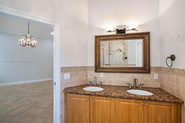 15327 SW 55th Ter, Miami, FL 33185