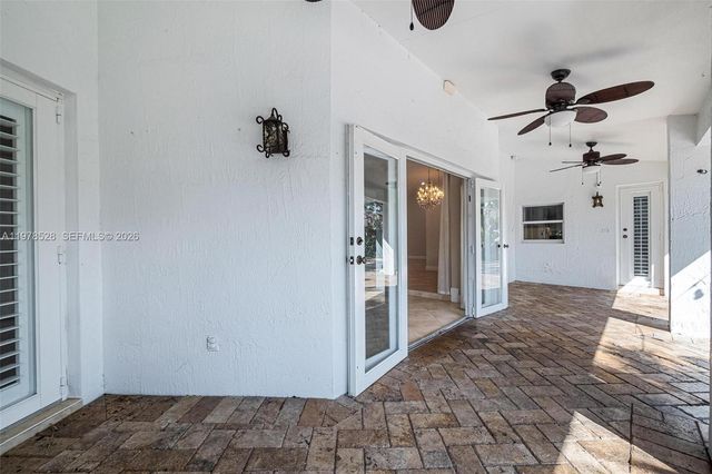 15327 SW 55th Ter, Miami, FL 33185