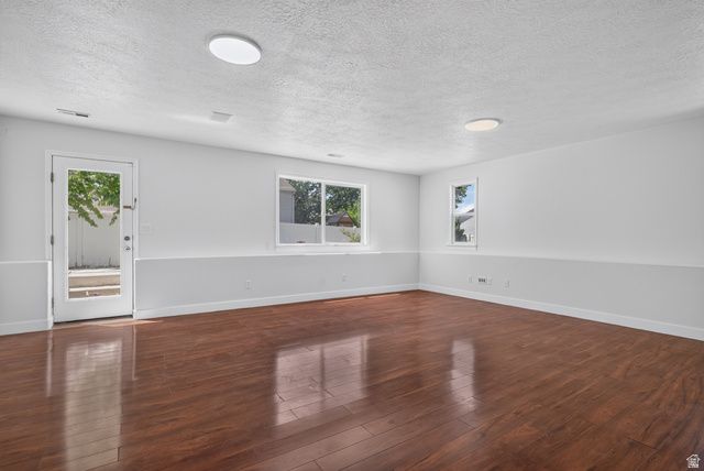 3068 S BURDOCK DR, West Valley City, UT 84128